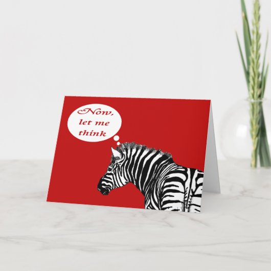 Het zebra op rood, die het moet uw Verjaardag zijn Kaart (Voorkant)