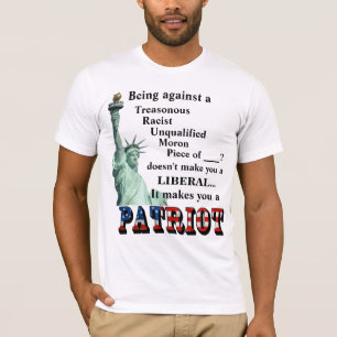 Het zijn tegen een TRAITOR maakt je geen LIBERAL T-shirt