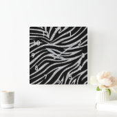 HET ZILVER SCHITTERT EN DE GESTREEPTE KLOK VAN DE (Huis)