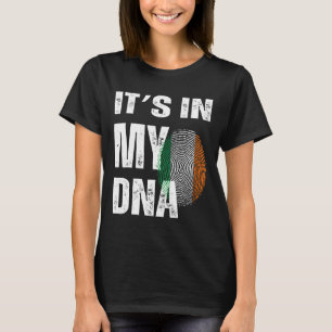 Het Zit In Mijn Dna Ierland Ierse Vlag Cadeaus Man T-shirt