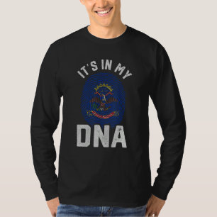 Het zit in mijn DNA North Dakota-vlag Heren Dames T-shirt
