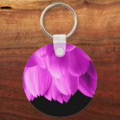 Hete roze bloemblaadjes op zwart sleutelhanger (Voorkant)