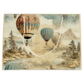  heteluchtballon in een sereen landschap (7) groot cadeauzakje (Voorkant)