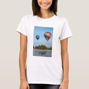 Heteluchtballonnen boven een meer, NZ T-shirt
