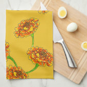 Heure dorée : Serviette de cuisine en souci sur fo (Quart Plié)