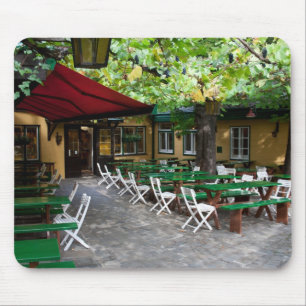 Heuriger bij het malen muismat