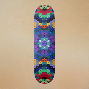 Hex Mandala Blauw Geel Rood en Groen Skateboard