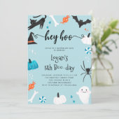 Hey Boo Halloween Anniversaire bleu Invitation (Debout devant)