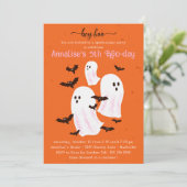 Hey Boo Halloween Fête Invitation - Ghosts mignons (Debout devant)