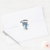 Hey Chums Funny Toothy Shark Pun Ronde Sticker (Envelop)