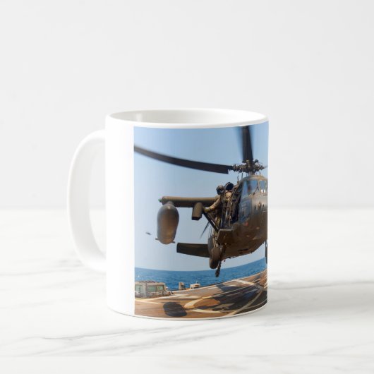 HH-60 M BLACKHAWK KOFFIEMOK (Voorkant links)