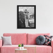 Hiawatha Statue Canvas Afdruk (Insitu (Woonkamer))