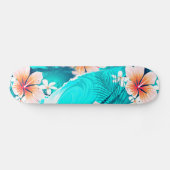 Hibiscus bloemen op het strand skateboard (Horizontaal)