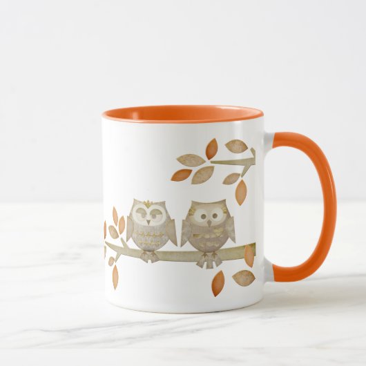 Hiboux d'amour dans la tasse d'arbre (Droite)