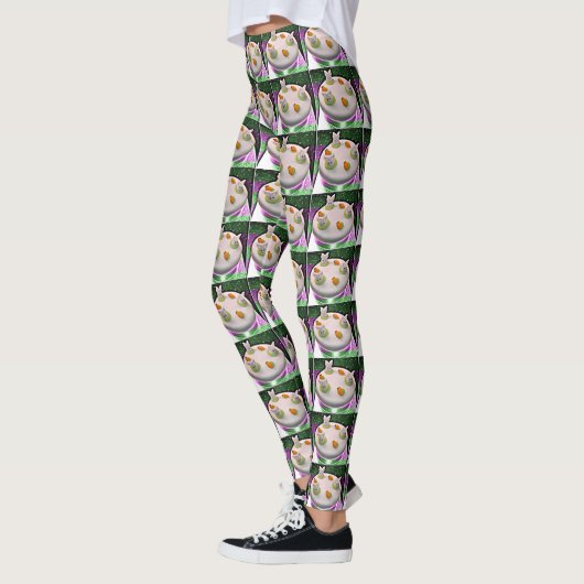 Hiding Bunny Cake Leggings (Links)
