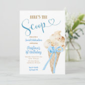 Hier is de Scoop Blue Ice Cream Eerste Verjaardag Kaart (Staand voorkant)