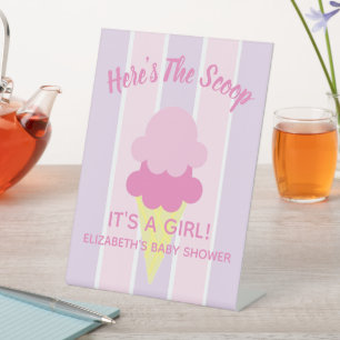 Hier is het Scoop Ice Cream Summer Baby shower Reclamebord Met Voetstuk
