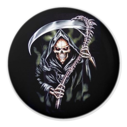 Hier komt Comes Grim Keramische Knop (Voorkant)