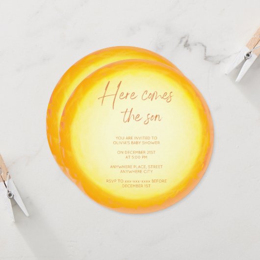 Hier komt het baby shower van de jongenszoon kaart (Voorkant / Achterkant in situ)