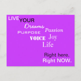 HIER. OP DIT MOMENT. Briefkaart