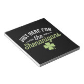 Hier zijn we voor de Shenanigans St Patrick's Day Notitieblok (Schuin)
