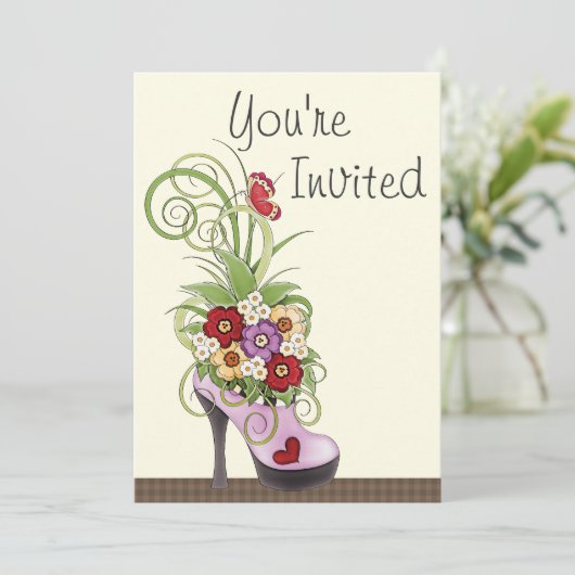 High Heel Schoen en Bloemen Verjaardag Uitnodiging (Staand voorkant)