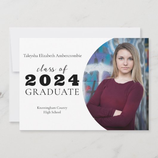 High School Classic Zwart Wit Eenvoudig Afstuderen Aankondiging (Voorkant)