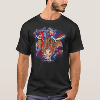 Highland Cow with Bandana Funny Cow 4th of July Pa T-shirt