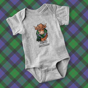 Highland Koe met Blair Tartan Sjaal Romper