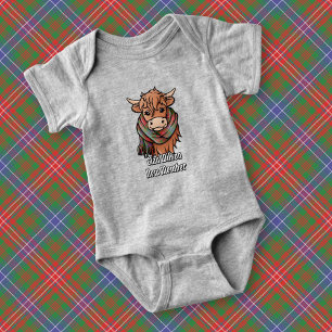 Highland Koe met Wilson Modern Tartan Sjaal Romper