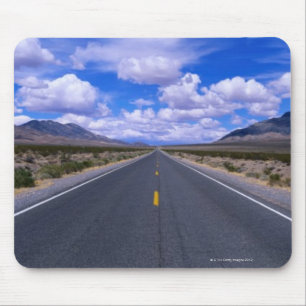 Highway Through Death Valley, Californië Muismat