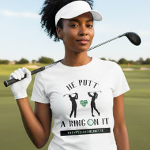 Hij deed een ring om haar vinger Golf vrijgezellen