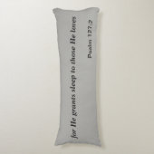 Hij geeft slaap lichaam kussen (Voorkant Verticaal)