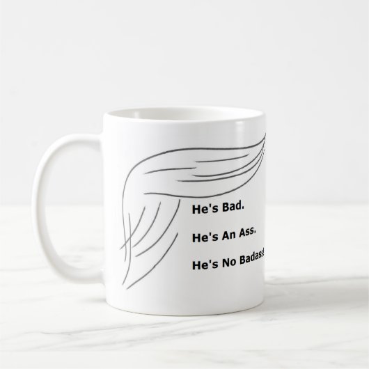 "Hij is geen Badass!" Funny Anti-Trump Mok (Links)