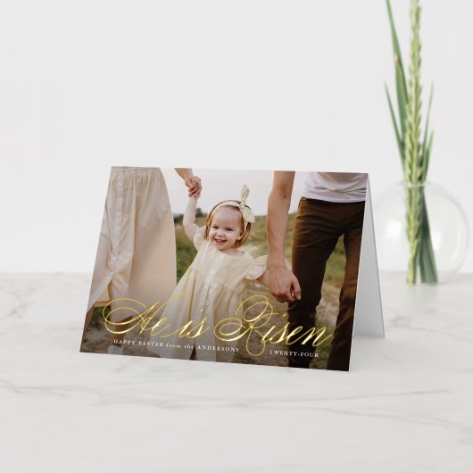 Hij is Risen Gold Foil Script Photo Easter Kaart (Voorkant)
