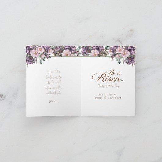 Hij is Risen | Kruis met bijbel Pasen Kaart (Binnen)