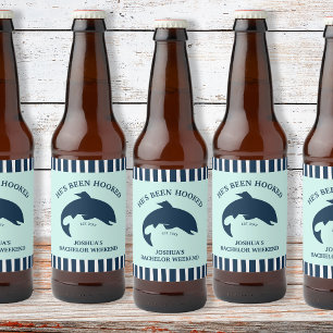 Hij is verslaafd geraakt aan de gunst van een vrij bier etiket