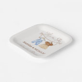 Hij of zij kleedt gender reveal papieren bordje (Gebogen)