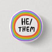 HIJ/THEM Pronouns Rainbow Circle Button (Voorkant)