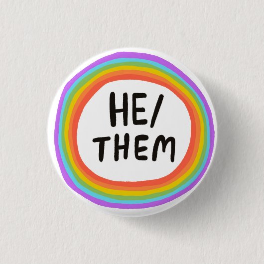 HIJ/THEM Pronouns Rainbow Circle Button (Voorkant)