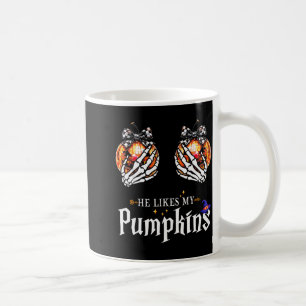 Hij vindt mijn pompoenen skelet hand Halloween kop