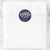Hij Vroeg Ernaar Sticker | Navy (Tas)