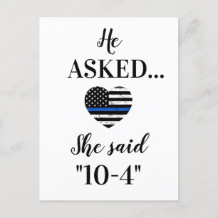 Hij vroeg haar om 10-4 politieweddenschap om de ge aankondigingskaart
