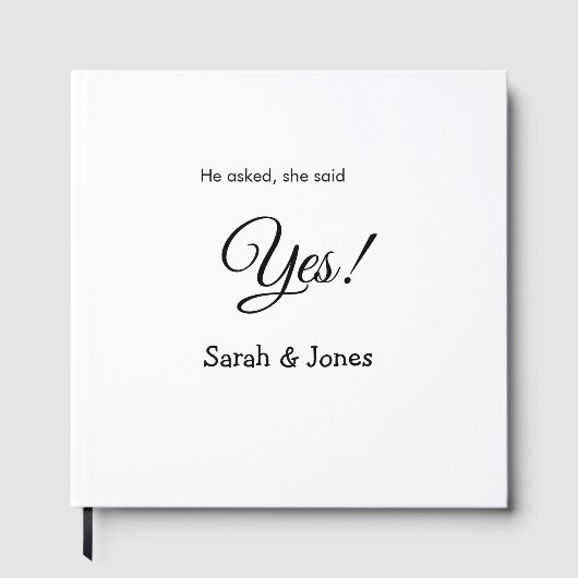Hij vroeg ze zei ja engagement simpel minimaal  gastenboek (Voorkant)