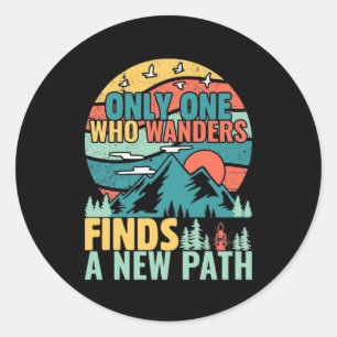 Hiking wie een nieuwe weg vindt ronde sticker
