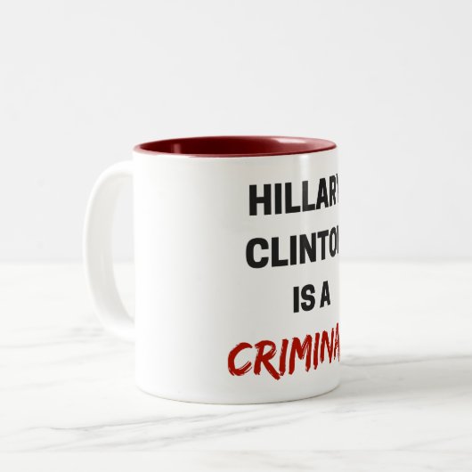 hillary clinton is a criminal mug (Devant gauche)