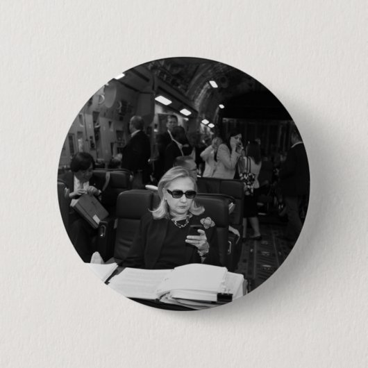 Hillary Clinton is een baas Ronde Button 5,7 Cm (Voorkant)