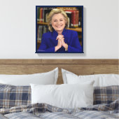 Hillary Clinton neemt een dorp canvas af Afdruk (Insitu (Slaapkamer))