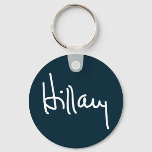 Hillary Signature Button Sleutelhanger