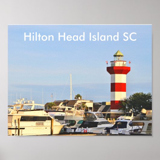 Hilton Head Island Lighthouder met boten op Poster (Voorkant)